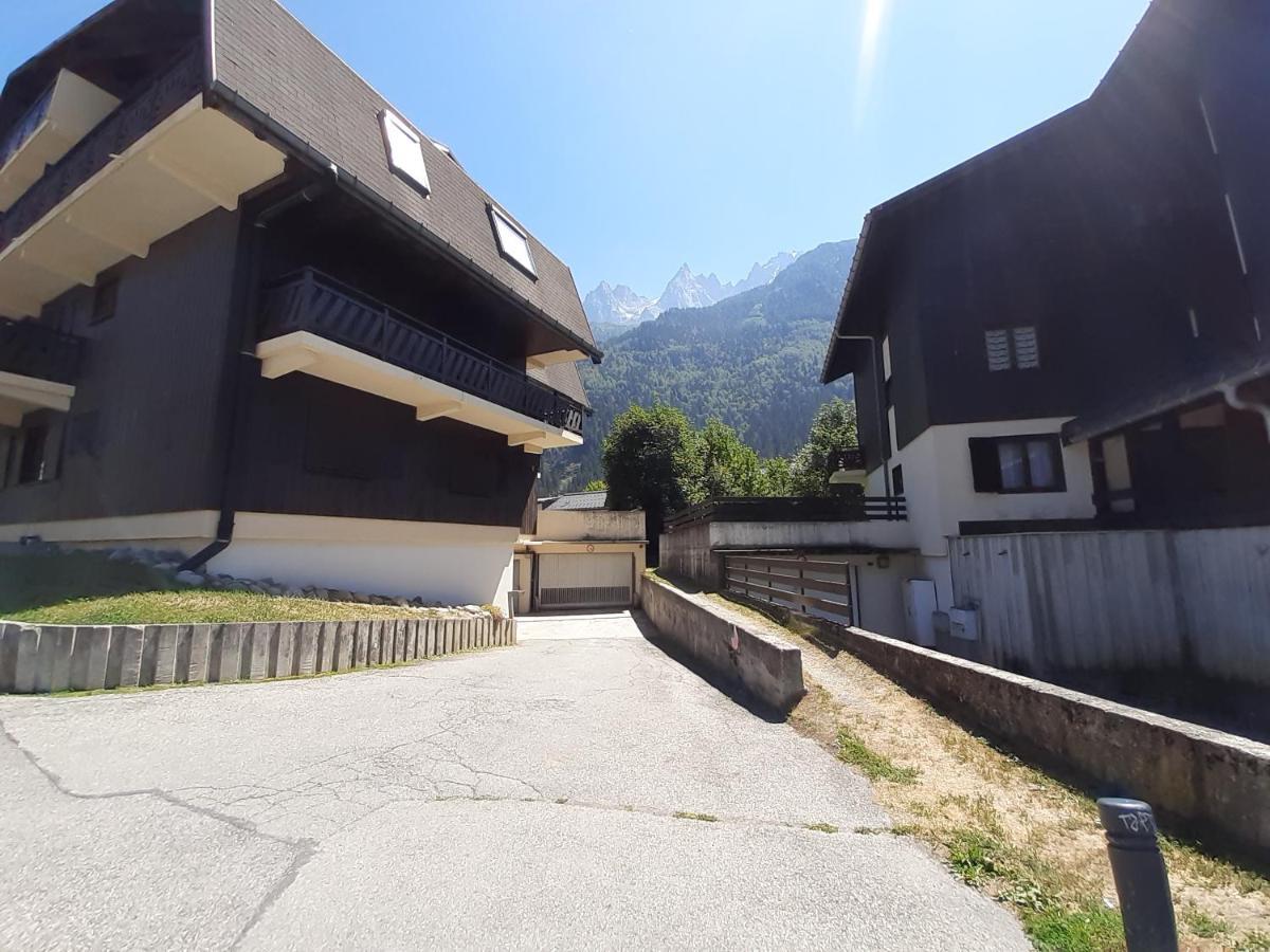 Vue Brevent Sublime En Centre Ville Avec Parking Prive Chamonix Exteriör bild