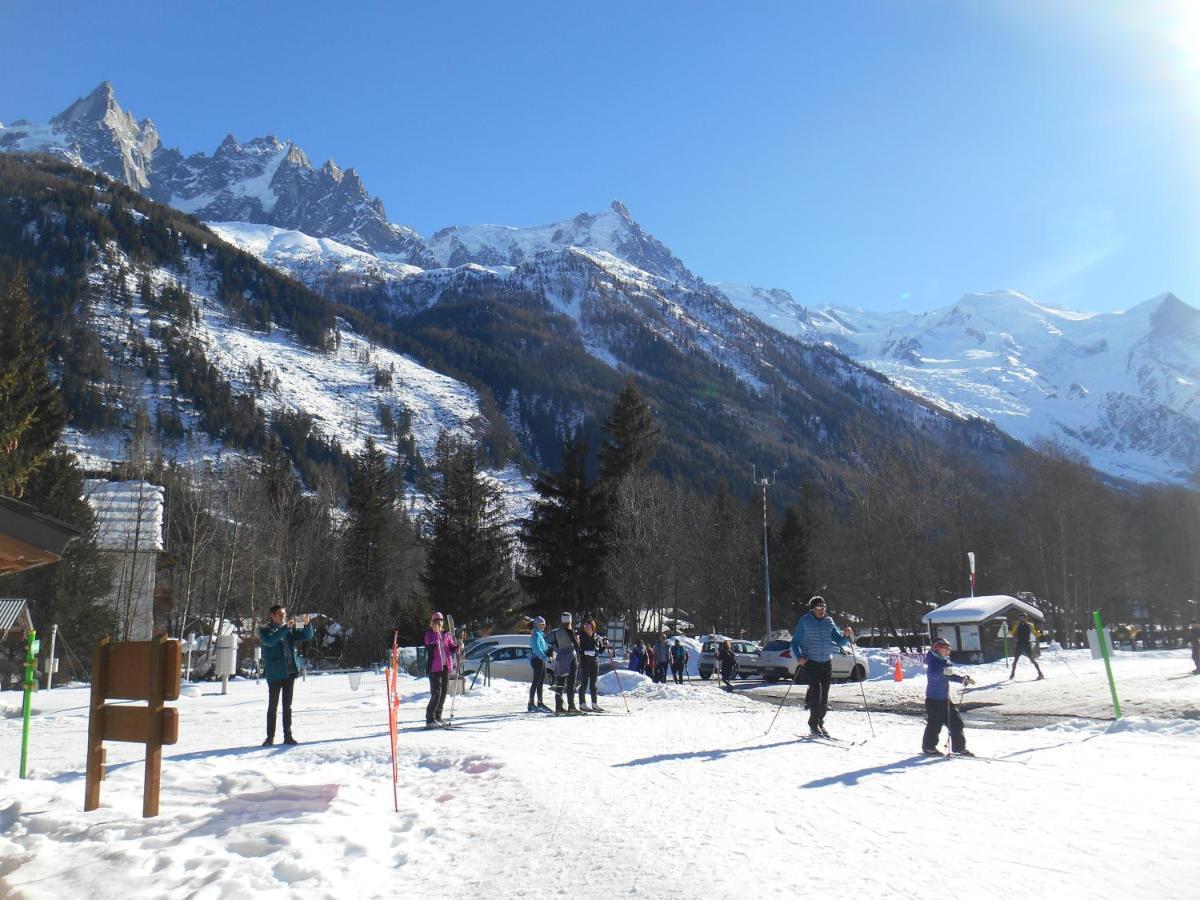 Vue Brevent Sublime En Centre Ville Avec Parking Prive Chamonix Exteriör bild