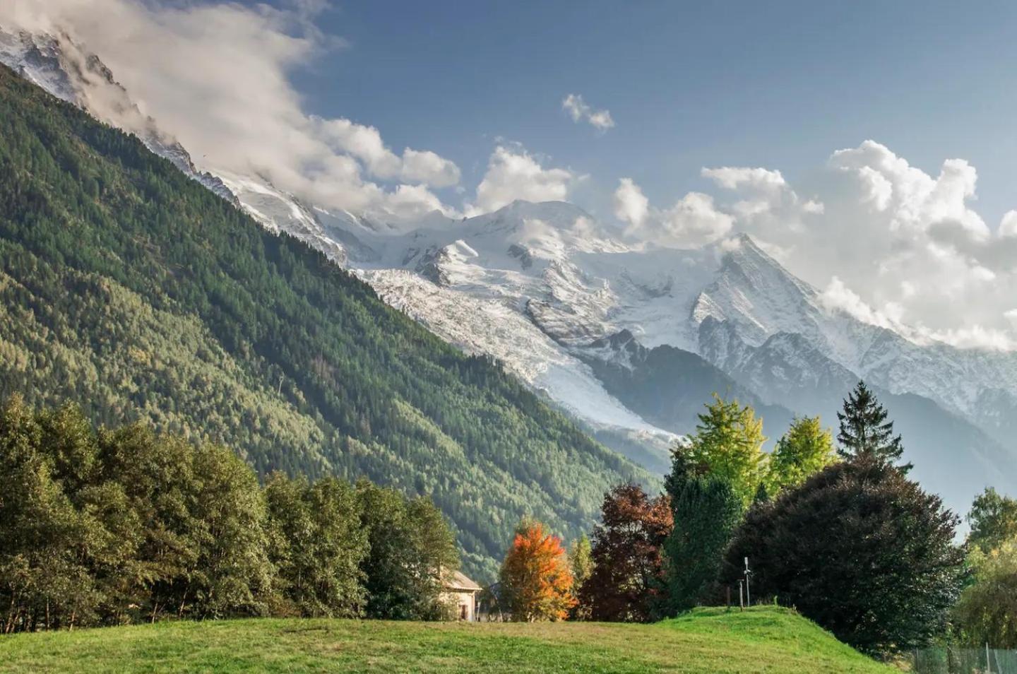 Vue Brevent Sublime En Centre Ville Avec Parking Prive Chamonix Exteriör bild